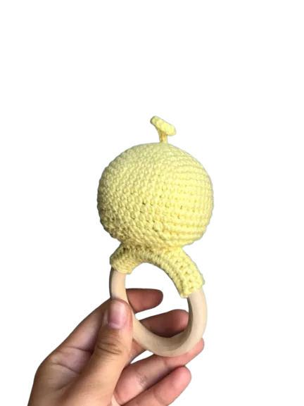 Duck Baby Rattle crochet pattern — photo 3