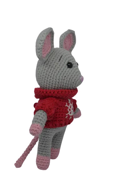 Mouse in a sweater crochet pattern — photo 2