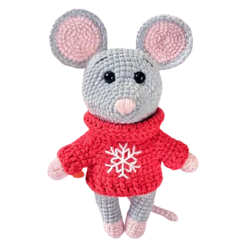 Mouse in a sweater